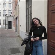 Profesora de matemáticas, química, euskera, lengua, biología, física, inglés...